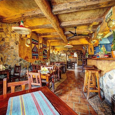 Xavito Bed & Breakfast Sanok Ngoại thất bức ảnh