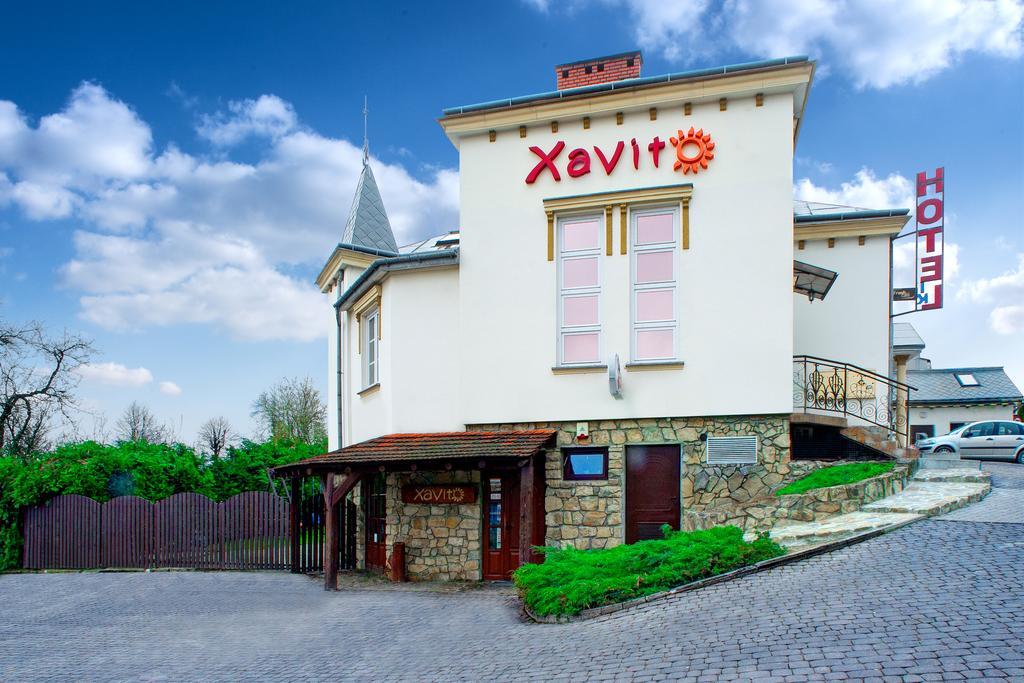 Xavito Bed & Breakfast Sanok Ngoại thất bức ảnh